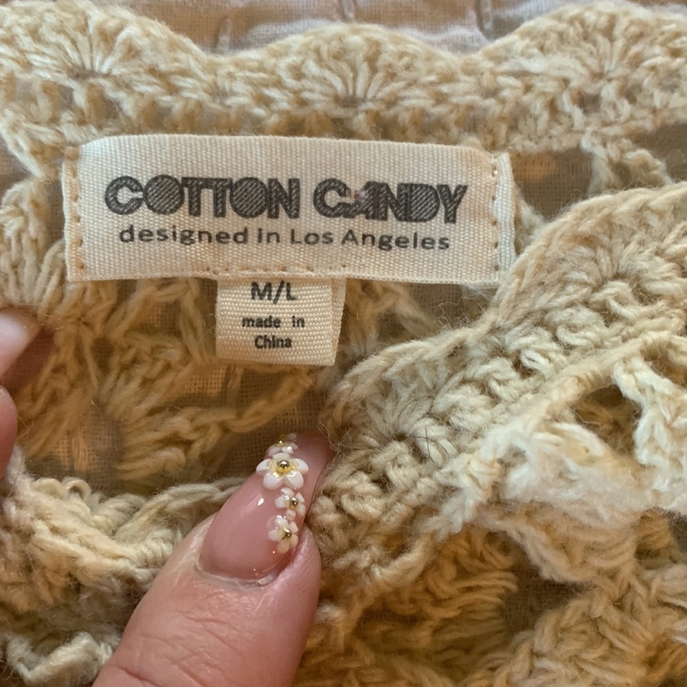 Cotton Candy Los Angeles crochet crop sweater - Picture 2 of 5